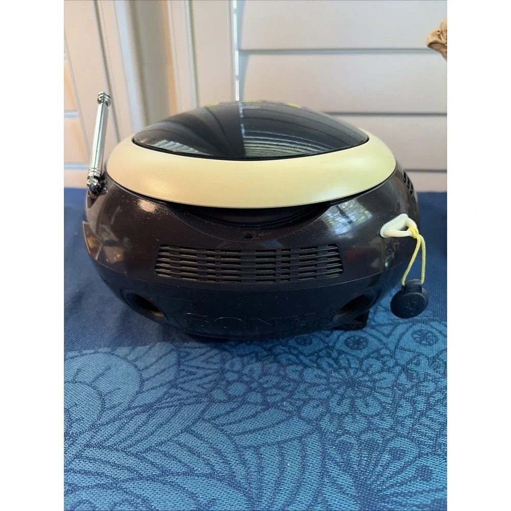 Sony Psyc CFD-E95 with Color Changing Display 2004 Y2K Boombox Works